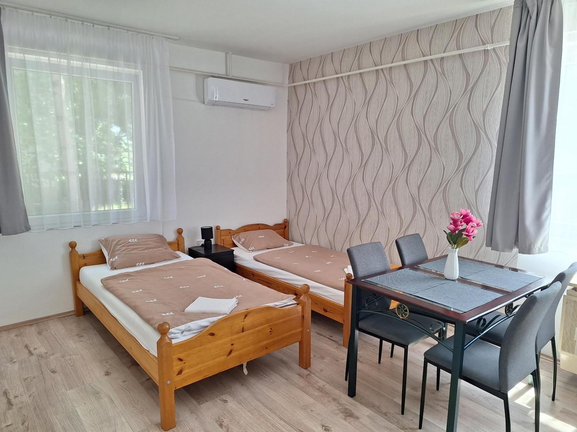 Nikolett Apartman Hajdúszoboszló Dış mekan fotoğraf